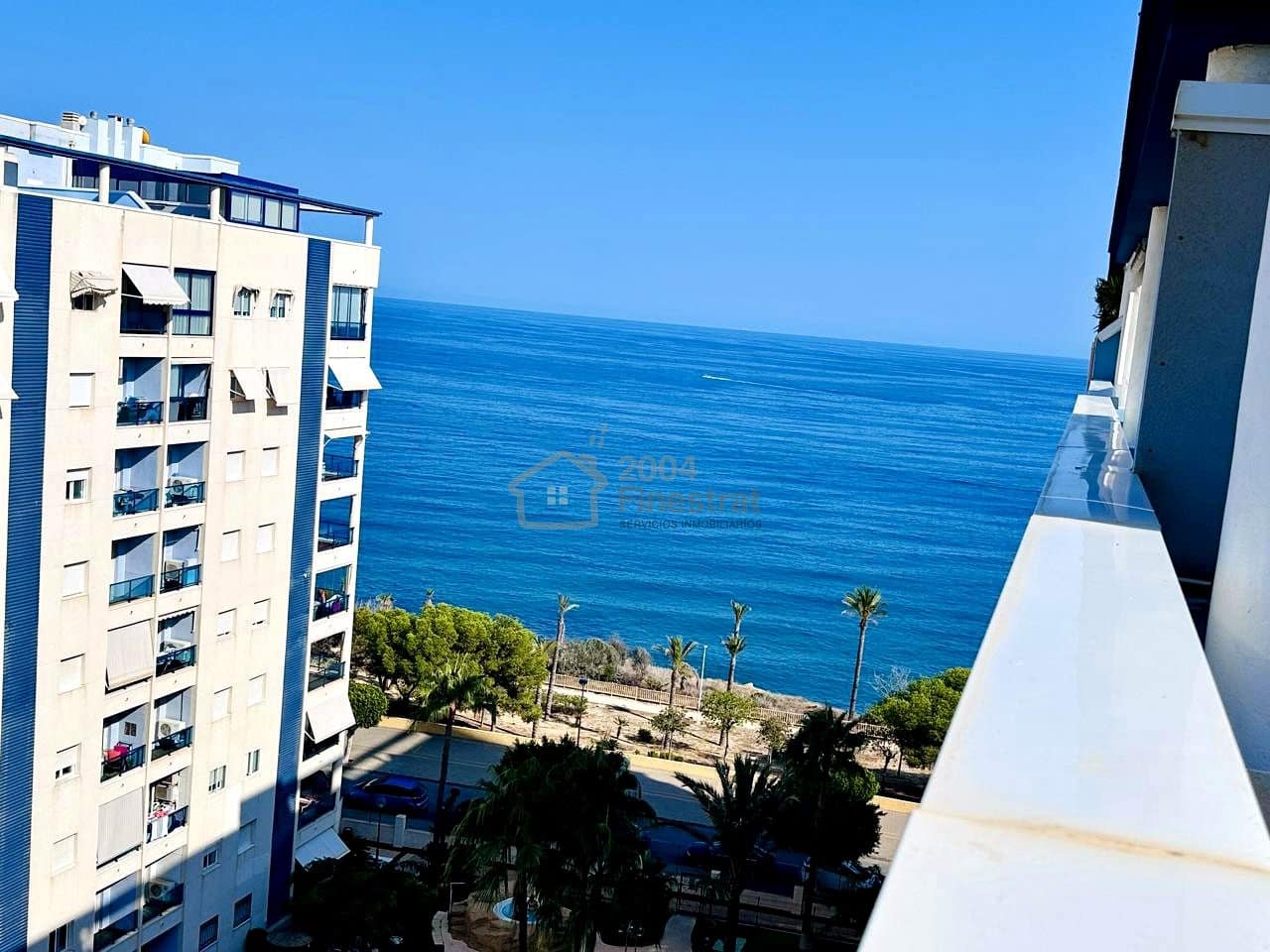 2 bedroom Flat for sale in La Villajoyosa / Vila Joiosa with pool garage - € 348,000 (Ref: 9432097)