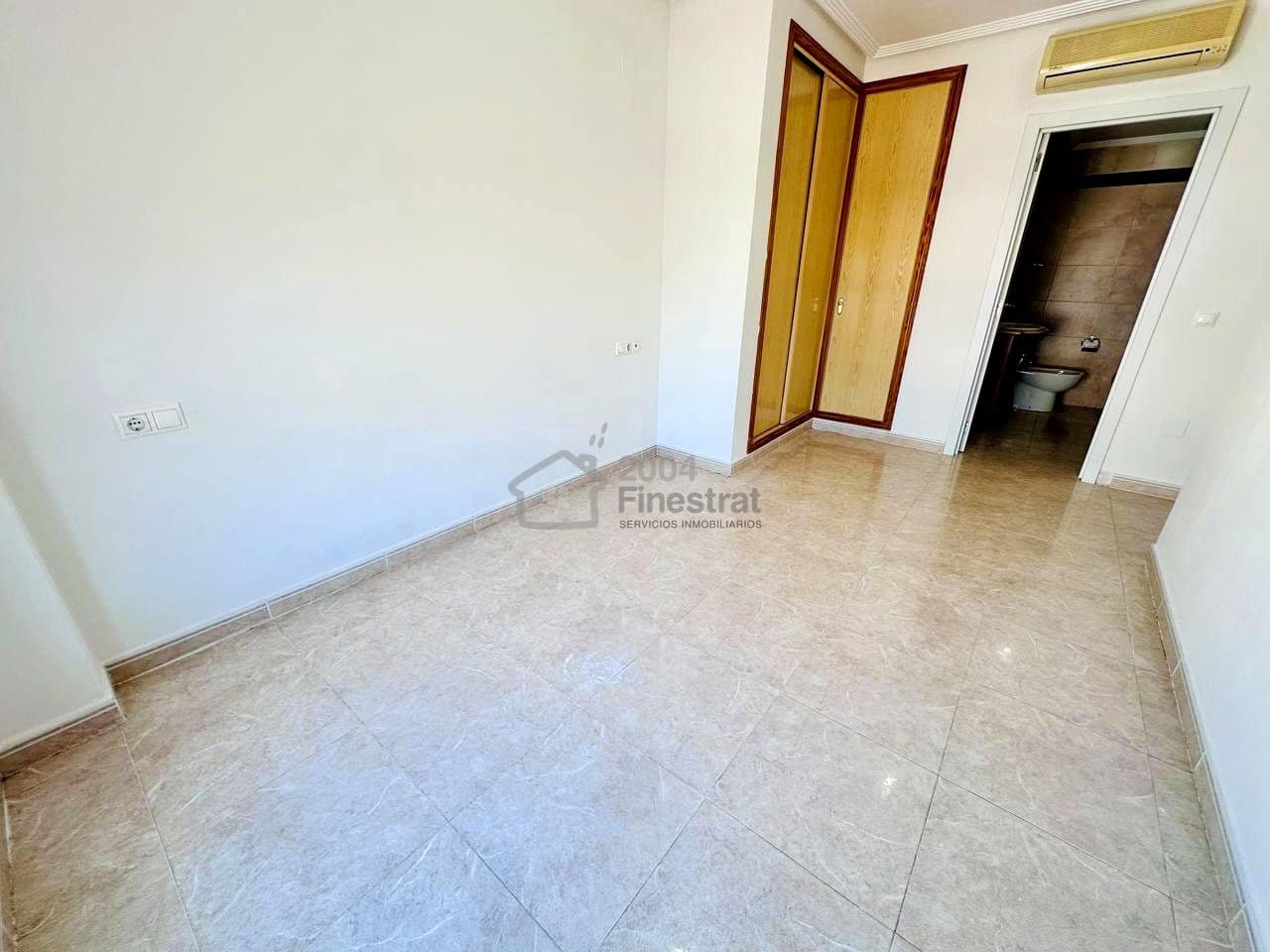 2 bedroom Flat for sale in La Villajoyosa / Vila Joiosa with pool garage - € 348,000 (Ref: 9432097)