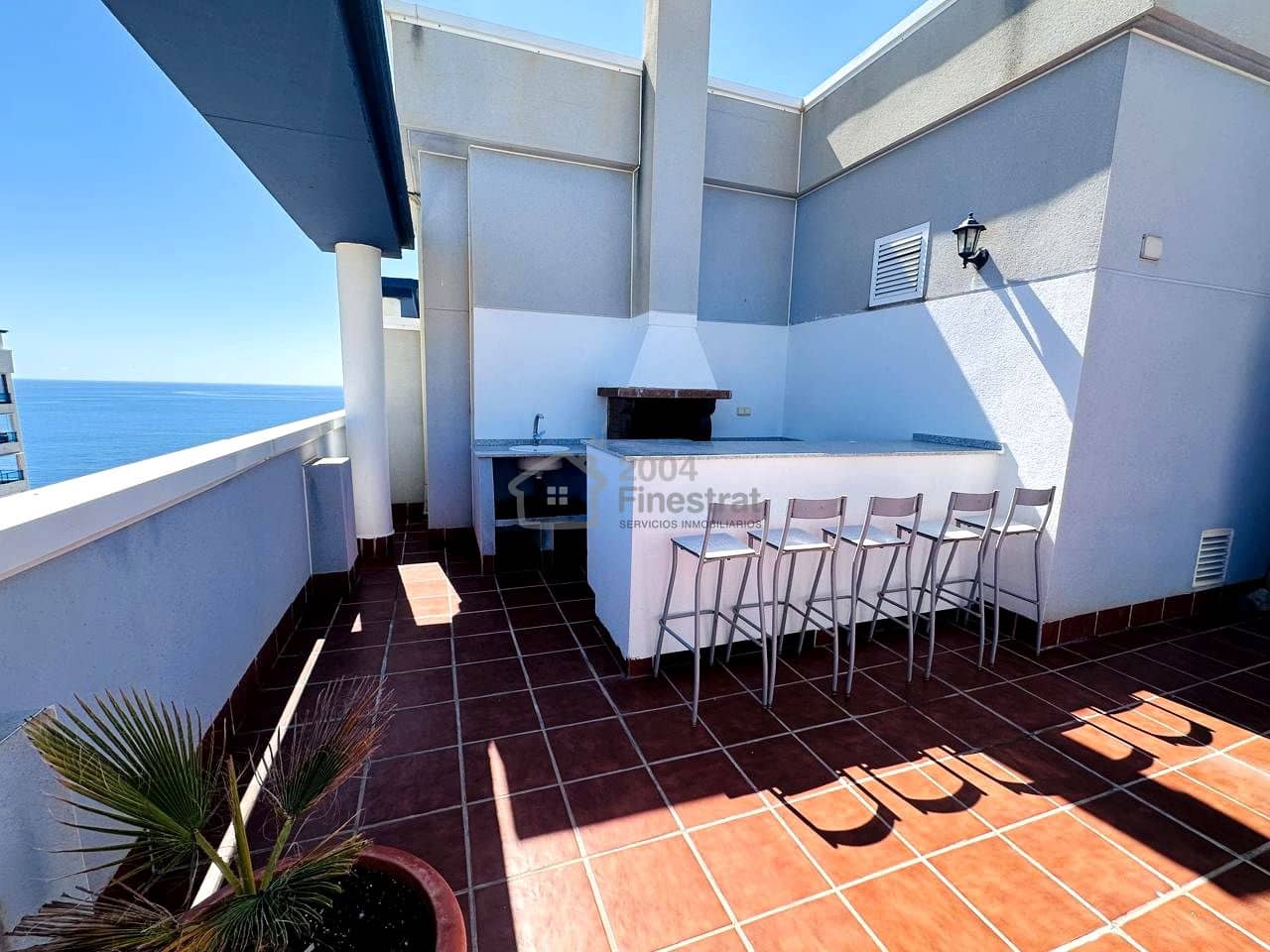 2 bedroom Flat for sale in La Villajoyosa / Vila Joiosa with pool garage - € 348,000 (Ref: 9432097)