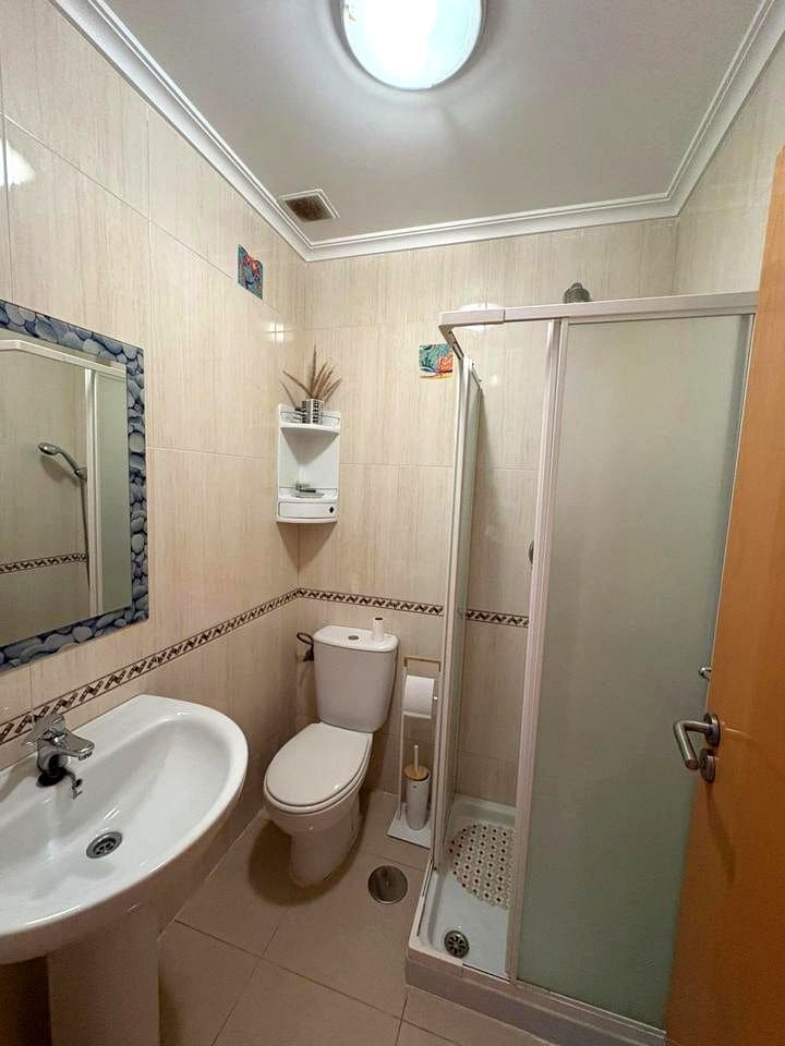 Appartement de 2 chambres à louer à La Villajoyosa / Vila Joiosa avec garage - 1 200 € (Ref: 9445444)