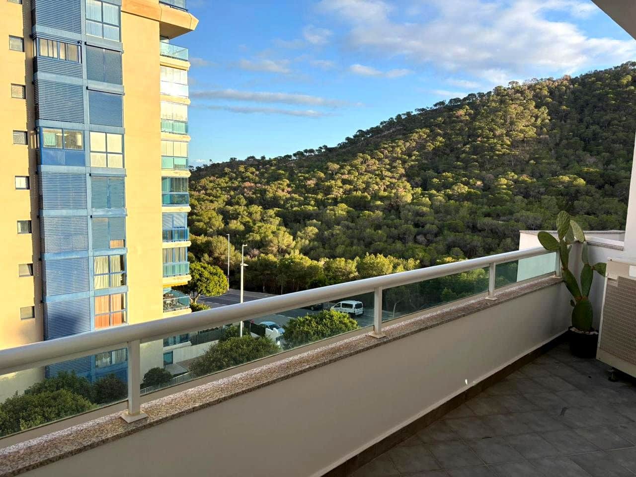 Appartement de 2 chambres à louer à La Villajoyosa / Vila Joiosa avec garage - 1 200 € (Ref: 9445444)