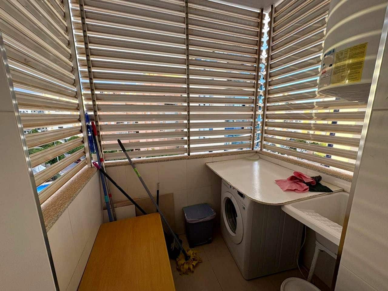 Appartement de 2 chambres à louer à La Villajoyosa / Vila Joiosa avec garage - 1 200 € (Ref: 9445444)