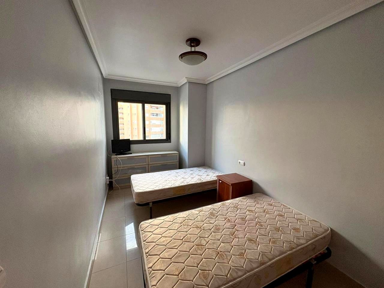 Appartement de 2 chambres à louer à La Villajoyosa / Vila Joiosa avec garage - 1 200 € (Ref: 9445444)