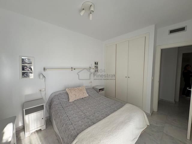 3 soveværelse Lejlighed til leje i La Cala de Villajoyosa, La Villajoyosa / Vila Joiosa med garage - € 1.500 (Ref: 9449877)