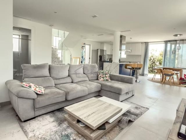 4 chambre Villa/Maison à vendre à Balcón de Finestrat - Terra Marina, Finestrat avec piscine garage - 599 000 € (Ref: 9449968)