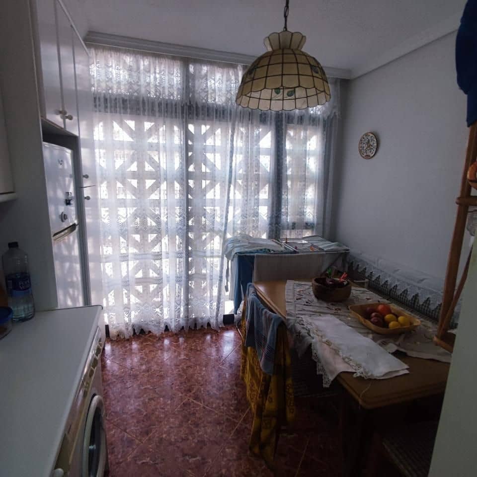 2 slaapkamer Flat te koop in Benidorm met garage - € 213.000 (Ref: 9450986)