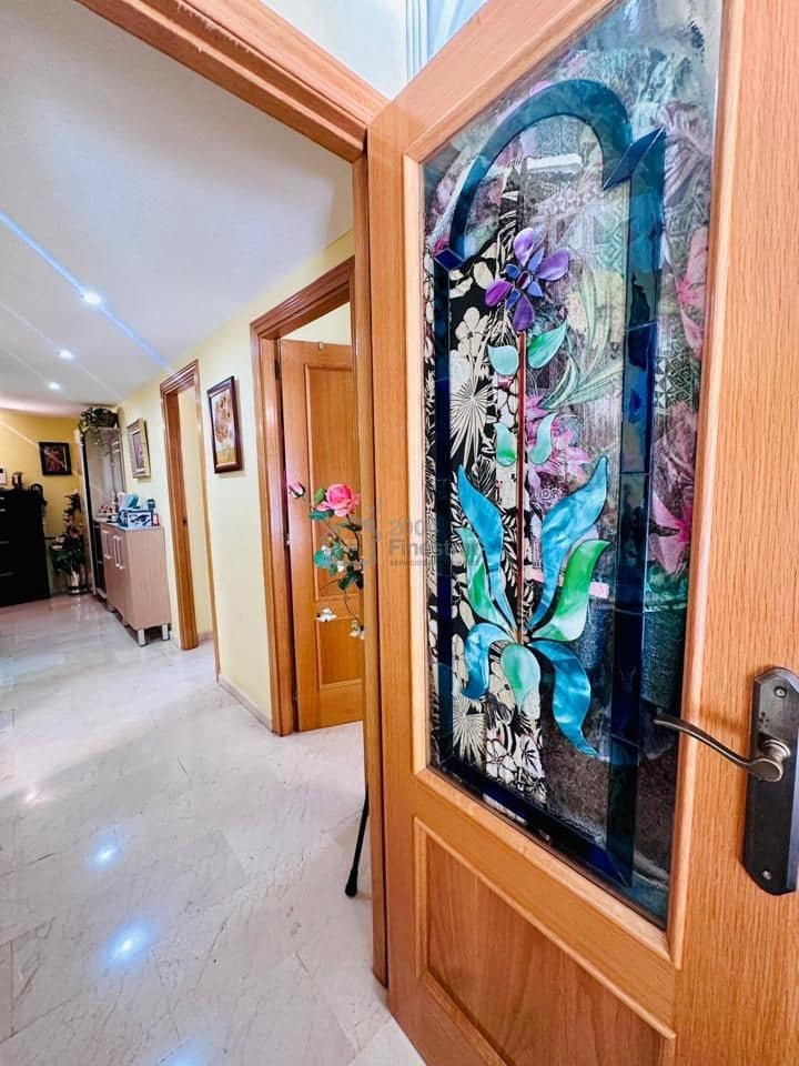 Piso de 2 habitaciones en La Villajoyosa / Vila Joiosa en venta con piscina - 285.000 € (Ref: 9453563)