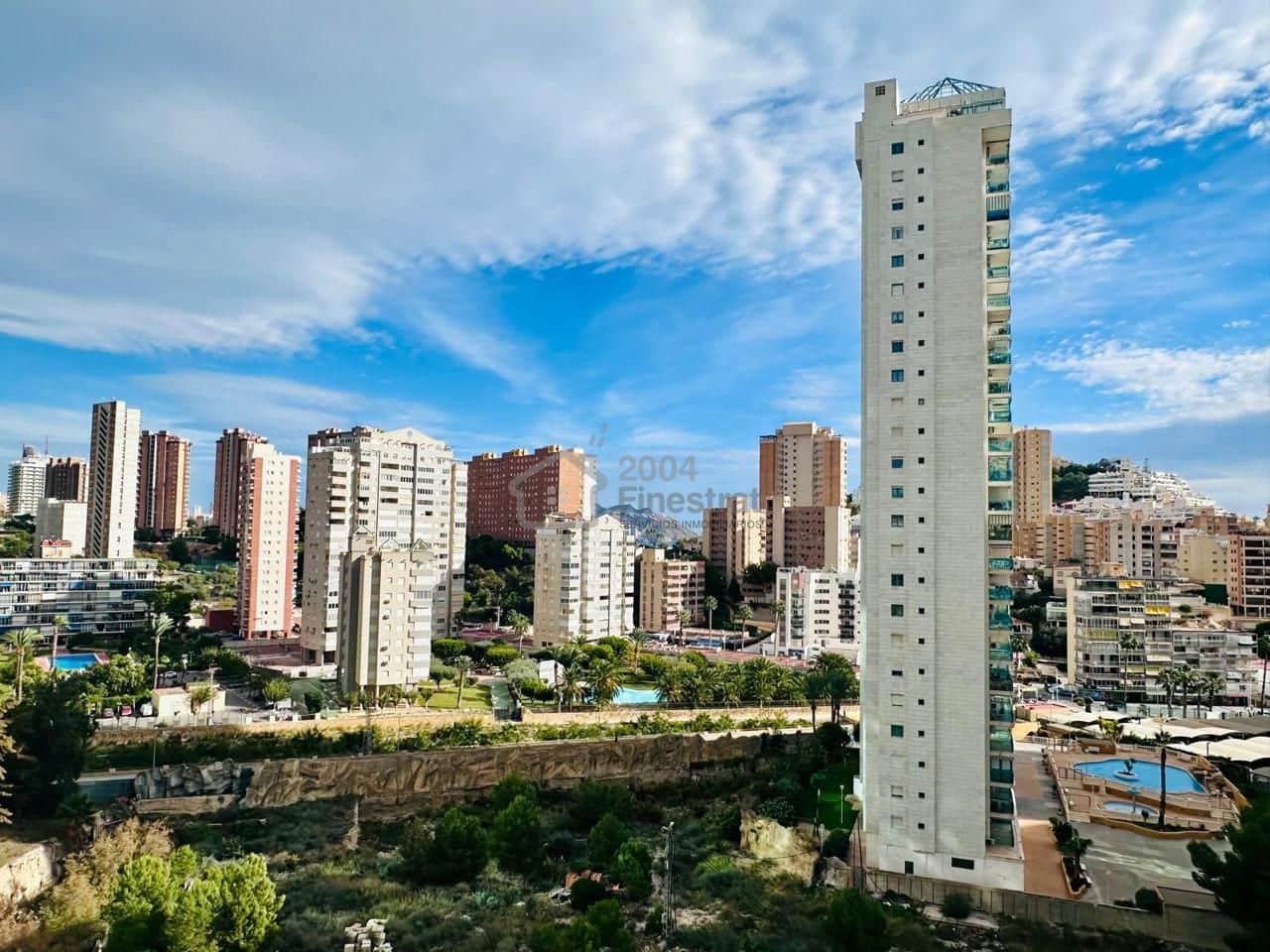 Piso de 2 habitaciones en La Villajoyosa / Vila Joiosa en venta con piscina - 285.000 € (Ref: 9453563)