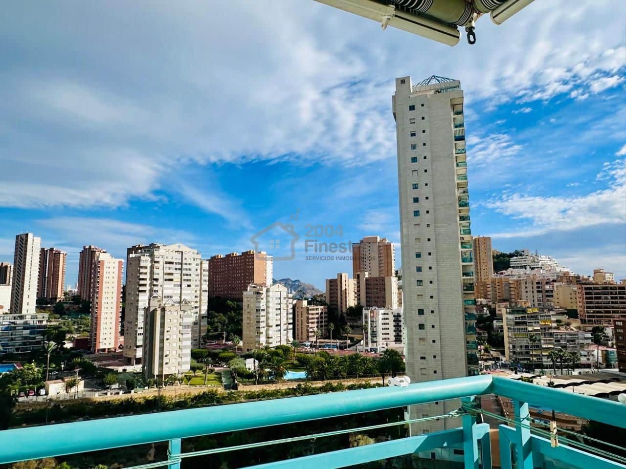 Piso de 2 habitaciones en La Villajoyosa / Vila Joiosa en venta con piscina - 285.000 € (Ref: 9453563)