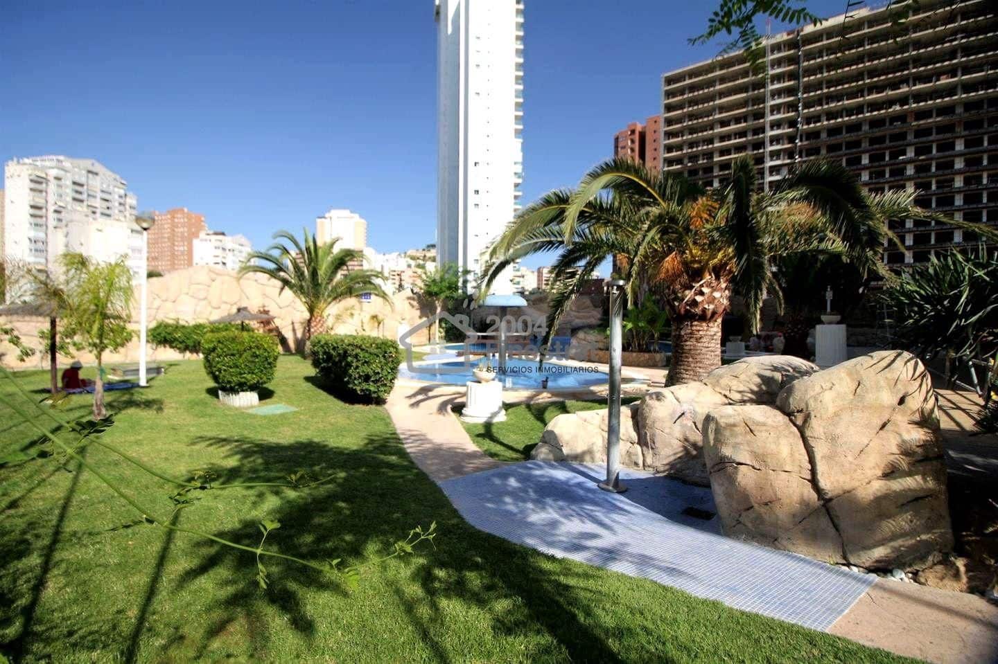 Piso de 2 habitaciones en La Villajoyosa / Vila Joiosa en venta con piscina - 285.000 € (Ref: 9453563)