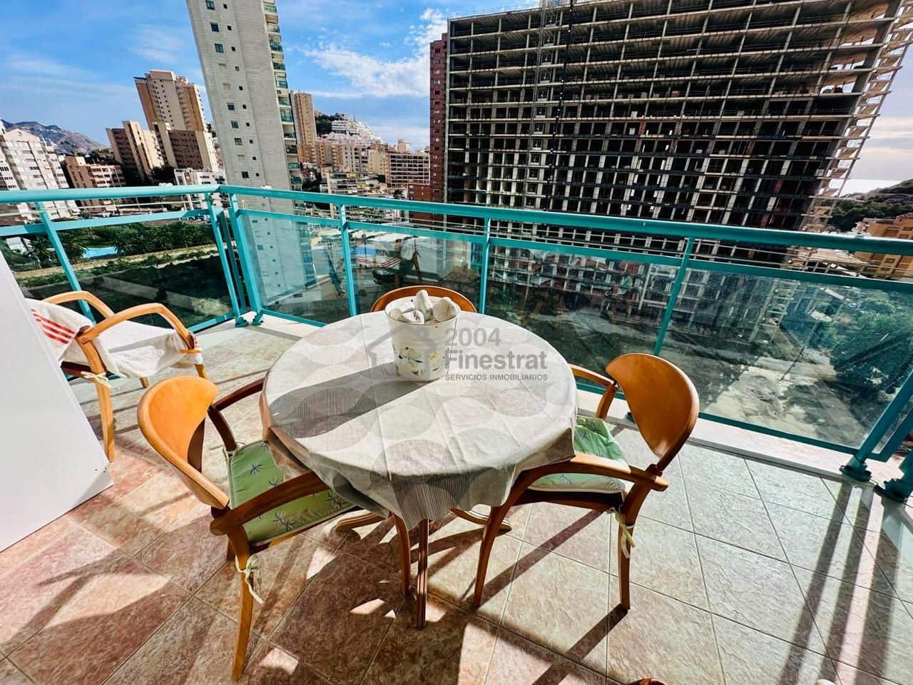 Piso de 2 habitaciones en La Villajoyosa / Vila Joiosa en venta con piscina - 285.000 € (Ref: 9453563)