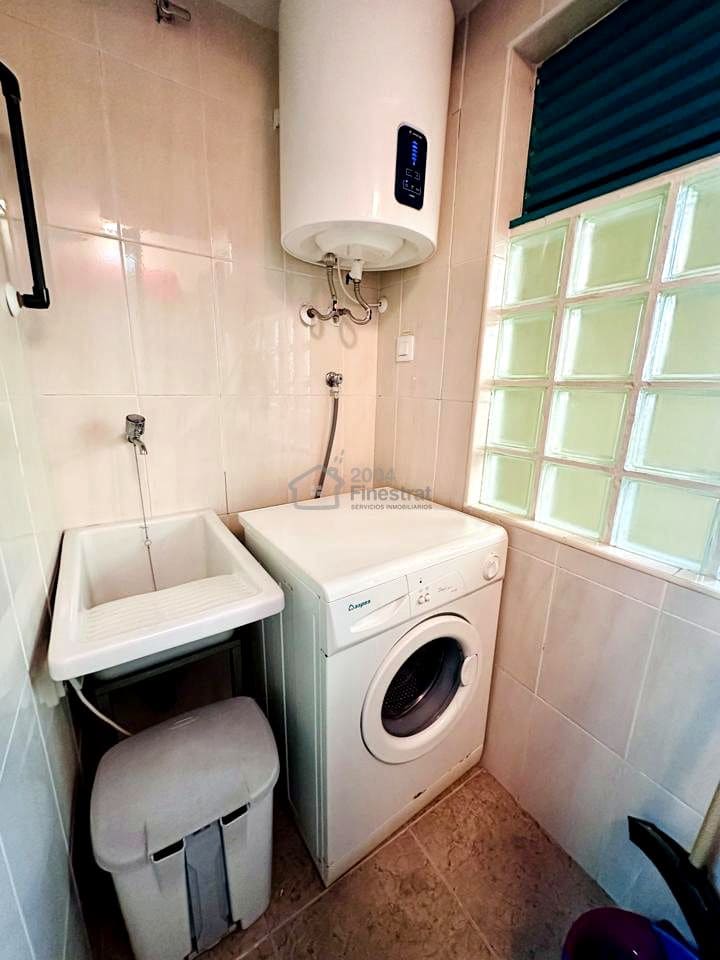 1 bedroom Flat for sale in La Villajoyosa / Vila Joiosa with pool - € 162,000 (Ref: 9485437)