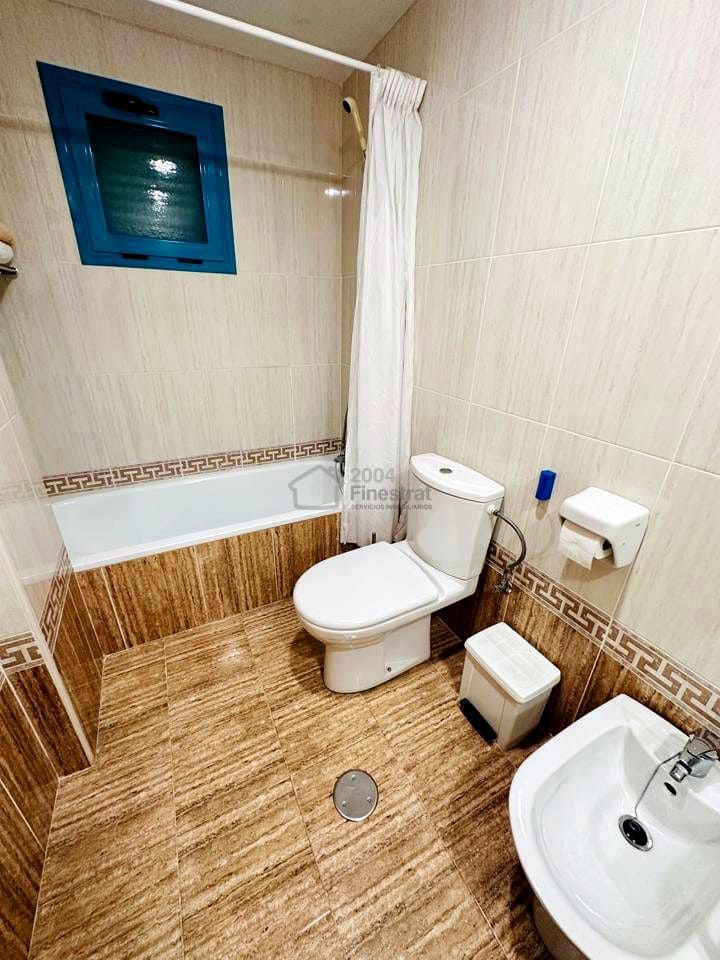 1 bedroom Flat for sale in La Villajoyosa / Vila Joiosa with pool - € 162,000 (Ref: 9485437)