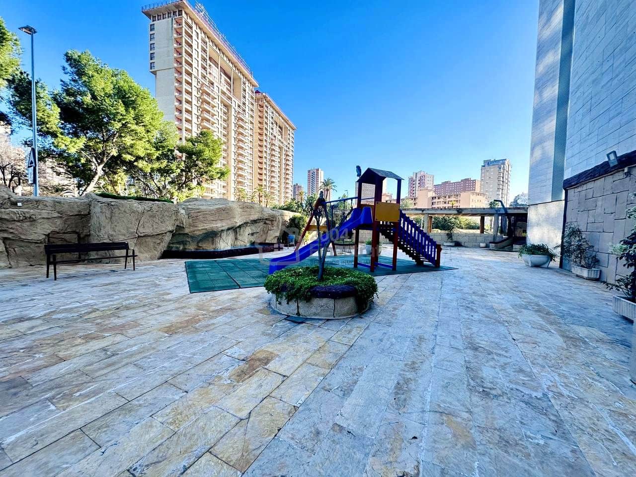 1 bedroom Flat for sale in La Villajoyosa / Vila Joiosa with pool - € 162,000 (Ref: 9485437)