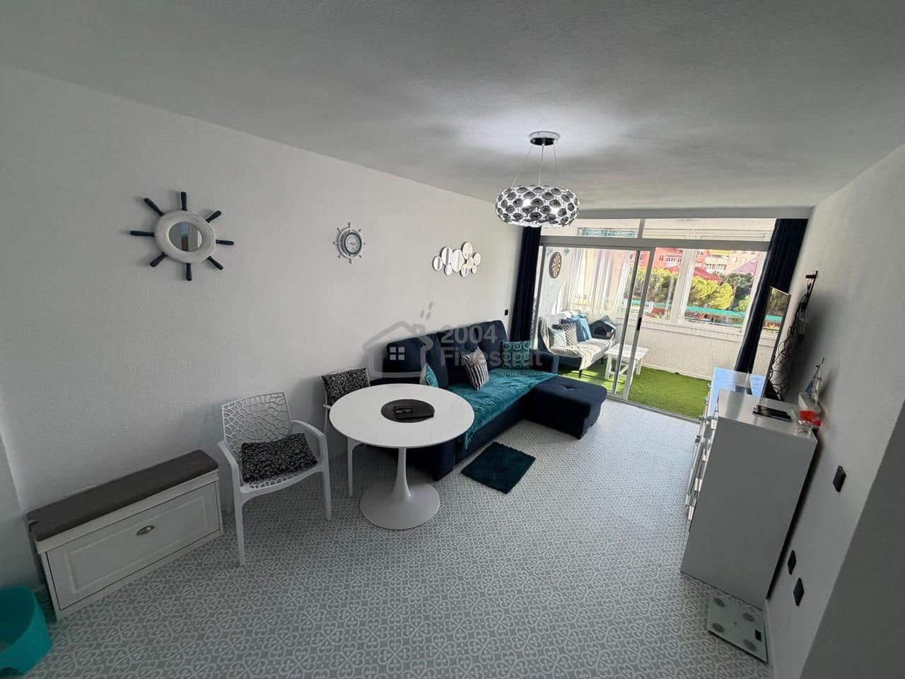 1 bedroom Flat for sale in Benidorm with pool - € 215,000 (Ref: 9497922)