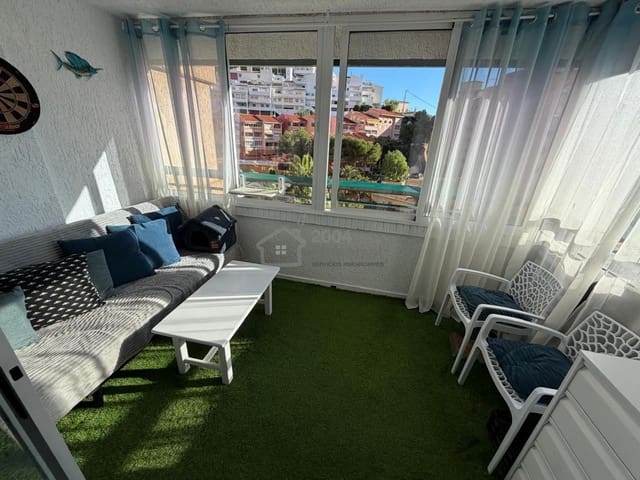 1 sovrum Lägenhet till salu i Benidorm med pool - 215 000 € (Ref: 9497922)