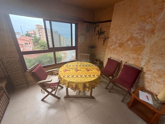 2 sovrum Lägenhet till salu i Benidorm med pool garage - 270 000 € (Ref: 9497923)