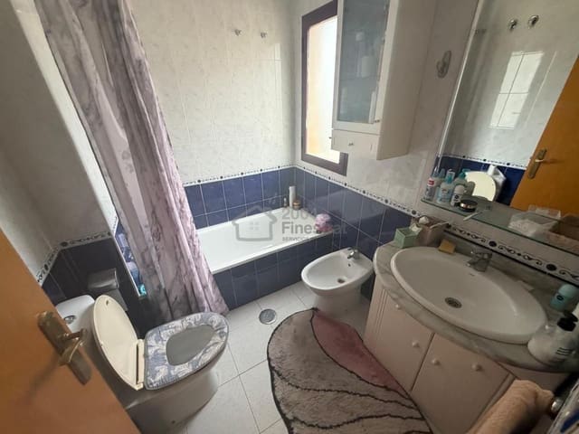 2 sovrum Lägenhet till salu i Benidorm med pool garage - 270 000 € (Ref: 9497923)