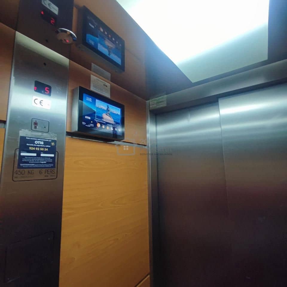 2 soveværelse Lejlighed til salg i Benidorm med swimmingpool garage - € 283.900 (Ref: 9506300)