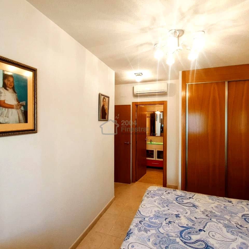 Piso de 2 habitaciones en Benidorm en venta con piscina garaje - 283.900 € (Ref: 9506300)
