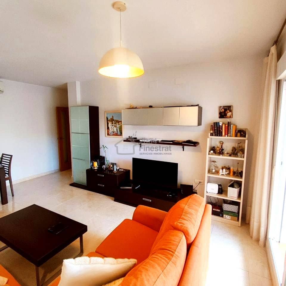 Piso de 2 habitaciones en Benidorm en venta con piscina garaje - 283.900 € (Ref: 9506300)