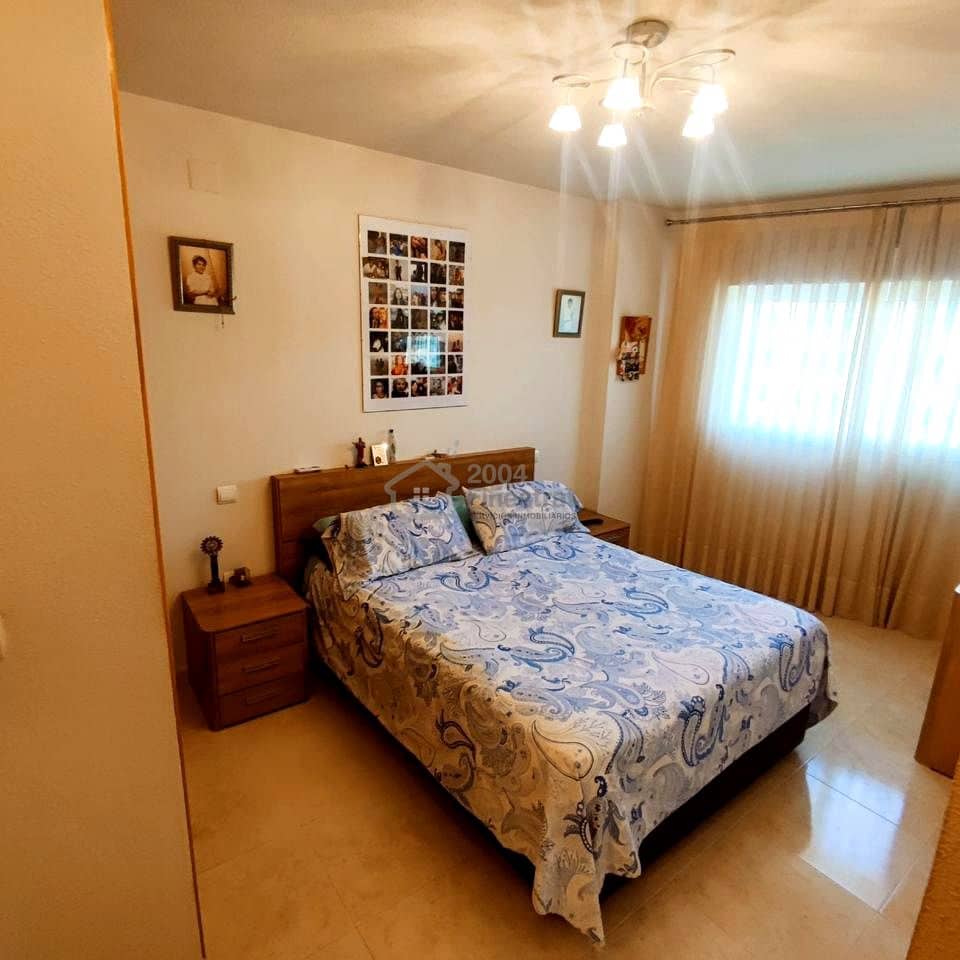 Piso de 2 habitaciones en Benidorm en venta con piscina garaje - 283.900 € (Ref: 9506300)