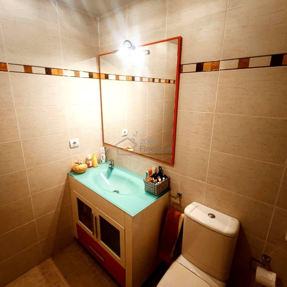 Piso de 2 habitaciones en Benidorm en venta con piscina garaje - 283.900 € (Ref: 9506300)