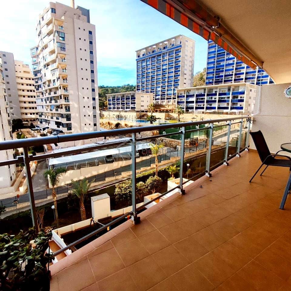 Piso de 2 habitaciones en Benidorm en venta con piscina garaje - 283.900 € (Ref: 9506300)