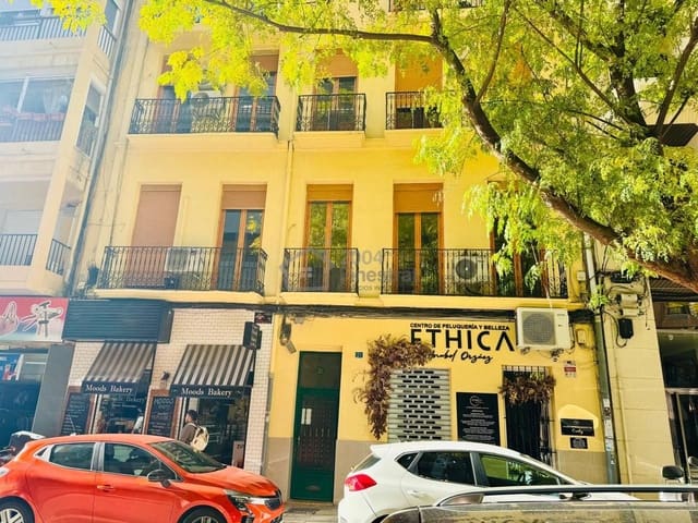 2 quarto Apartamento para arrendar em Ensanche - Diputacion, Alicante cidade - 1 200 € (Ref: 9517915)