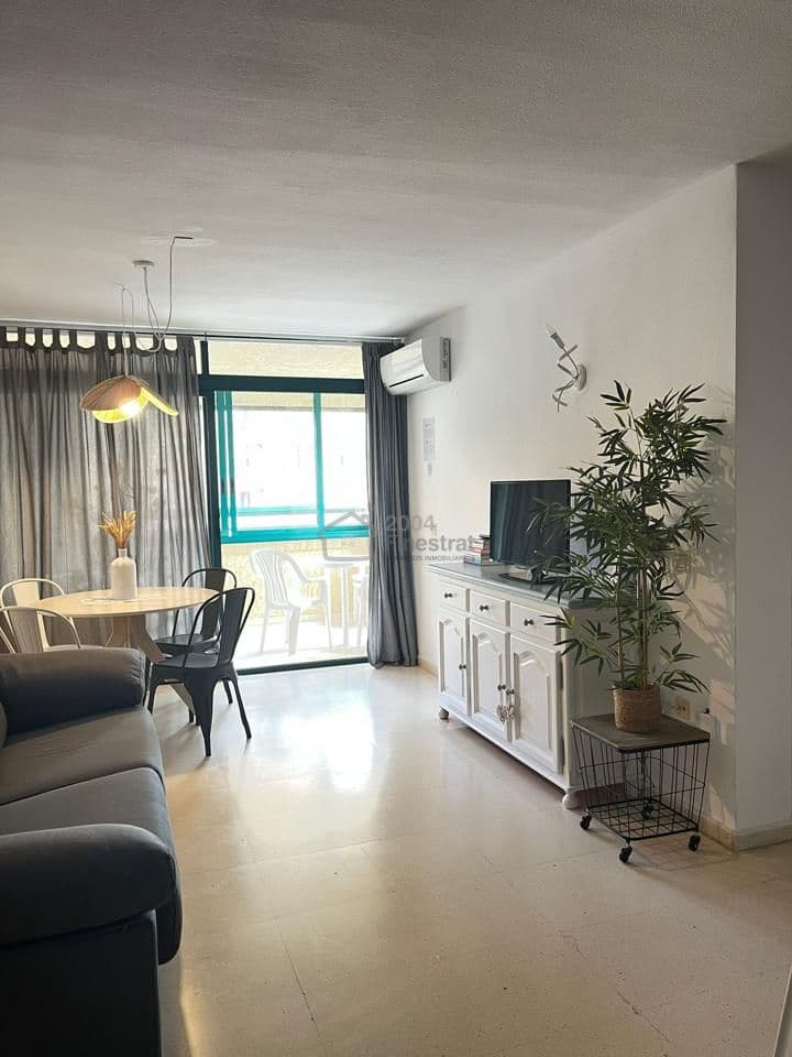 Piso de 1 habitación en Benidorm en alquiler - 800 € (Ref: 9519281)