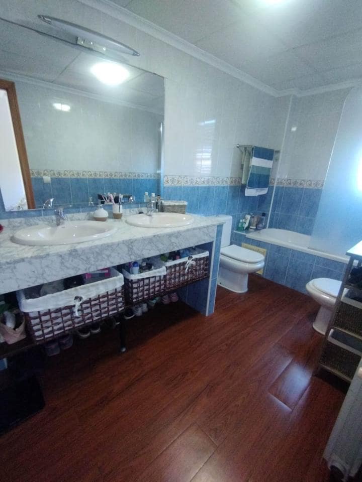 4 soveværelse Bungalow til salg i La Nucia med swimmingpool - € 310.000 (Ref: 9542337)