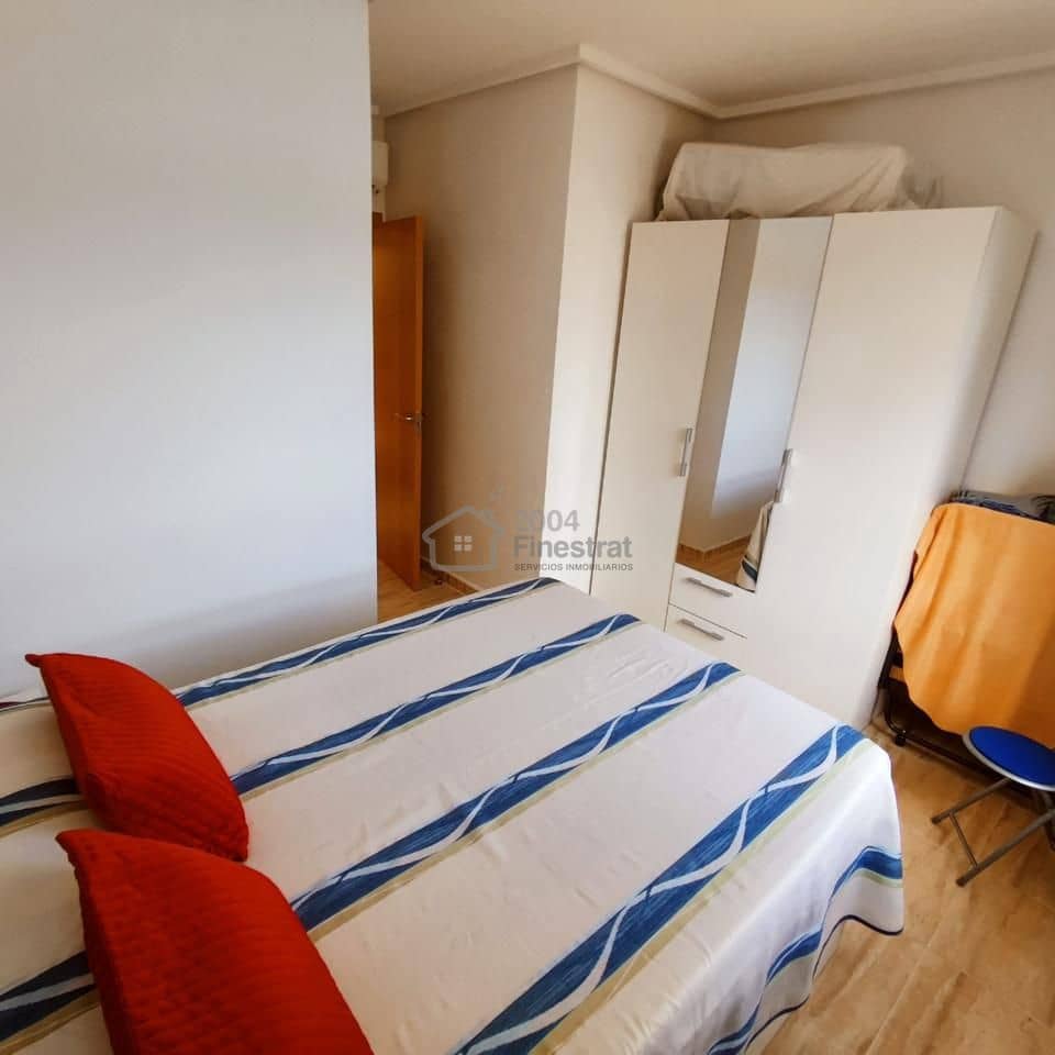 2 soveværelse Lejlighed til salg i Benidorm med swimmingpool garage - € 255.000 (Ref: 9542685)