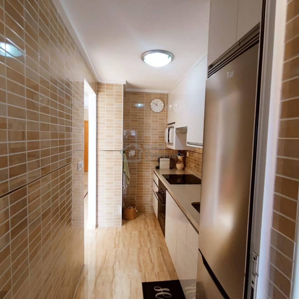 2 soveværelse Lejlighed til salg i Benidorm med swimmingpool garage - € 255.000 (Ref: 9542685)