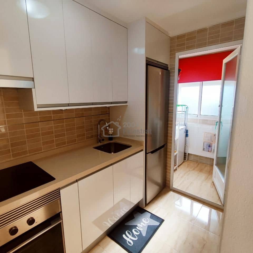 2 soveværelse Lejlighed til salg i Benidorm med swimmingpool garage - € 255.000 (Ref: 9542685)