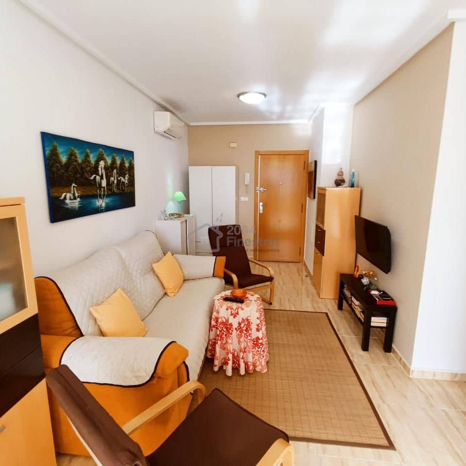 2 soveværelse Lejlighed til salg i Benidorm med swimmingpool garage - € 255.000 (Ref: 9542685)