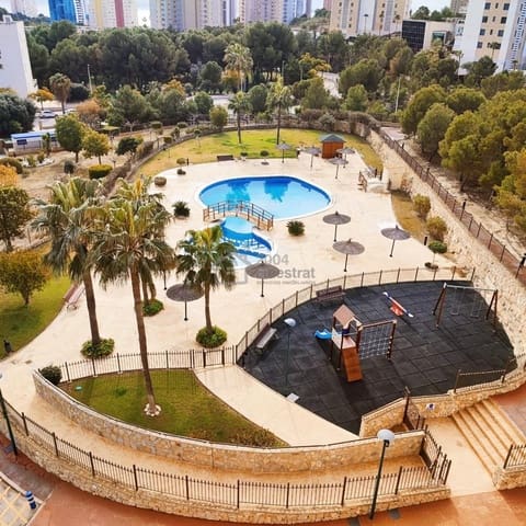 2 soveværelse Lejlighed til salg i Via Parque, Benidorm med swimmingpool garage - € 255.000 (Ref: 9542685)