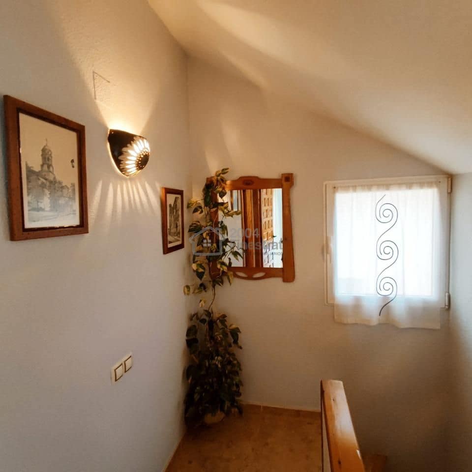 3 soverom Villa til salgs i La Nucia med svømmebasseng - € 299 000 (Ref: 9558027)