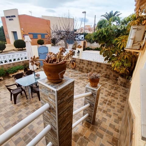 3 makuuhuone Huvila myytävänä paikassa Barranco Hondo, La Nucia mukana uima-altaan - 299 000 € (Ref: 9558027)