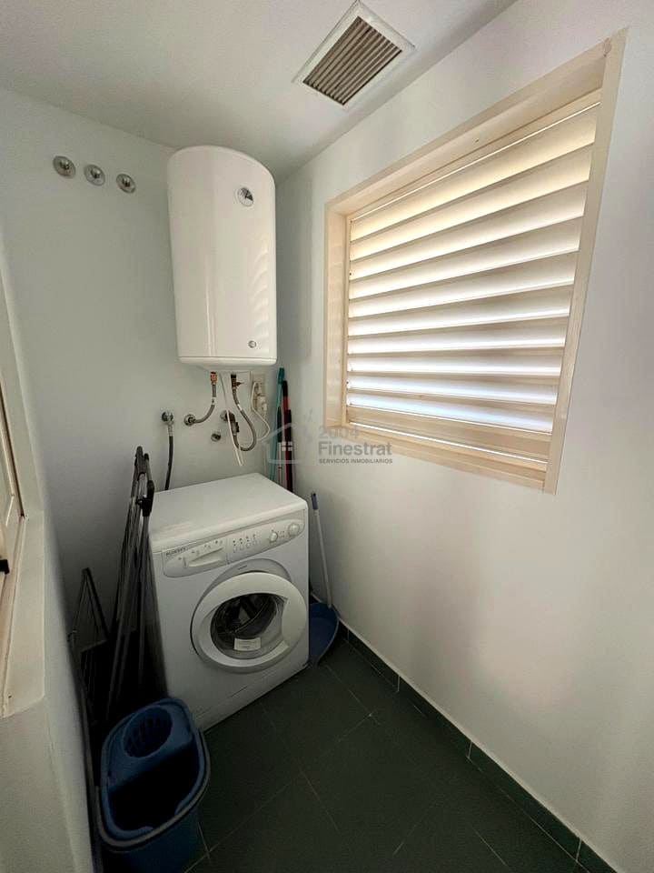 1 bedroom Flat for rent in Benidorm with garage - € 990 (Ref: 9584642)