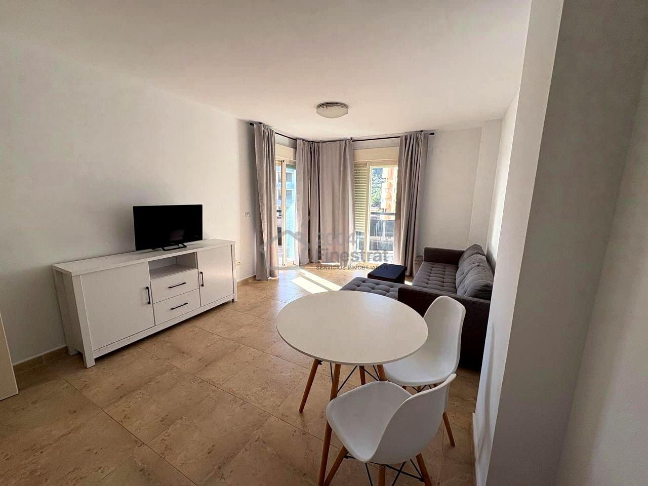 1 bedroom Flat for rent in Benidorm with garage - € 990 (Ref: 9584642)