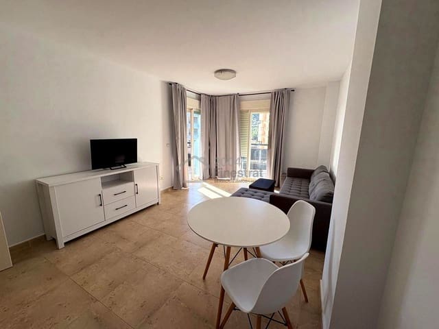 1 bedroom Flat for rent in Benidorm with garage - € 990 (Ref: 9584642)