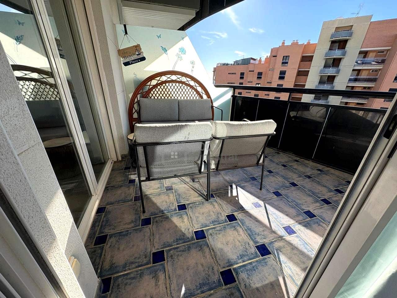 1 bedroom Flat for rent in Benidorm with garage - € 990 (Ref: 9584642)