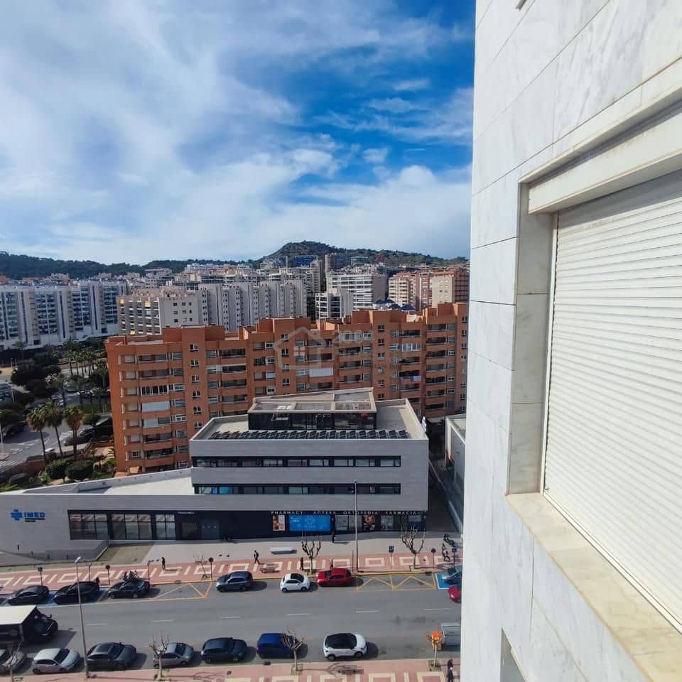 2 bedroom Flat for sale in Benidorm with garage - € 289,000 (Ref: 9626904)