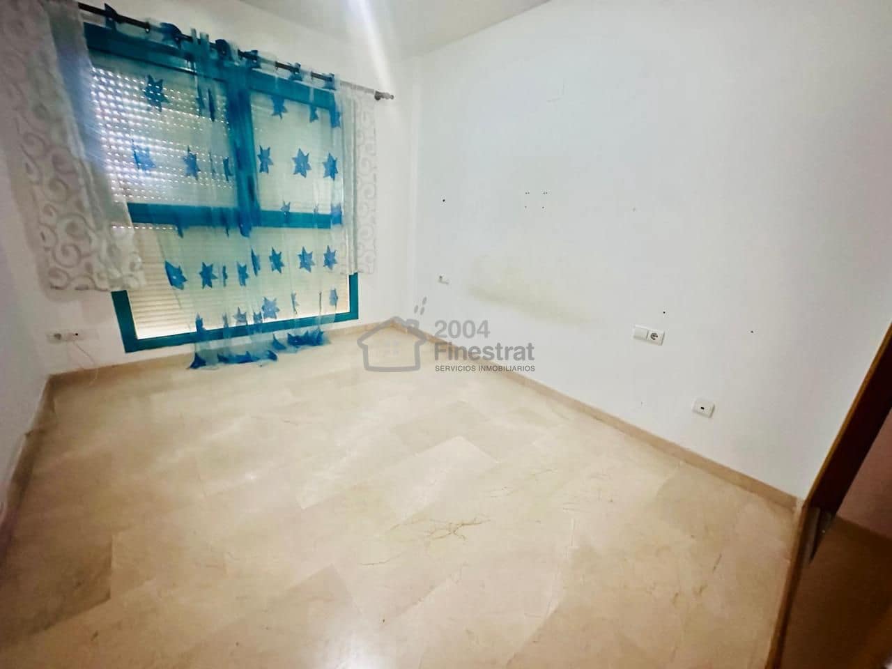 2 bedroom Flat for sale in Benidorm with garage - € 289,000 (Ref: 9626904)