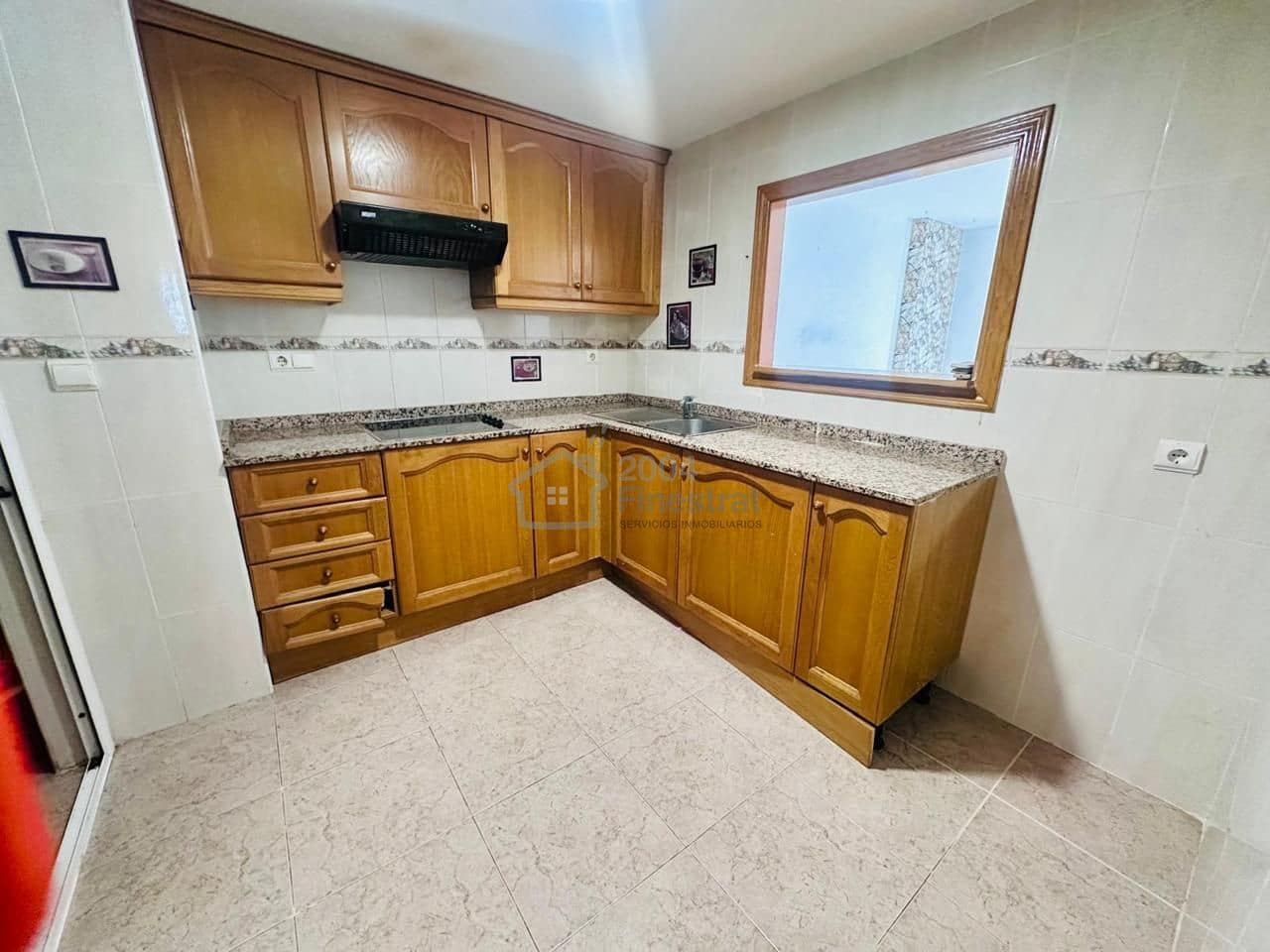 2 bedroom Flat for sale in Benidorm with garage - € 289,000 (Ref: 9626904)