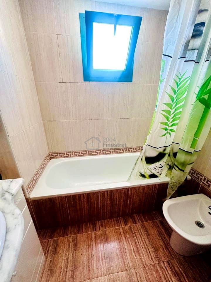 2 sovrum Lägenhet till salu i Benidorm med garage - 289 000 € (Ref: 9626904)