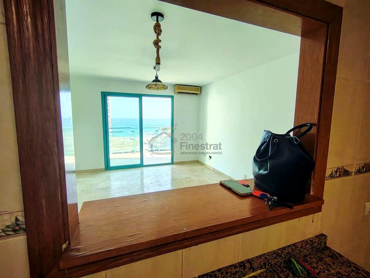 2 bedroom Flat for sale in Benidorm with garage - € 275,000 (Ref: 9626904)