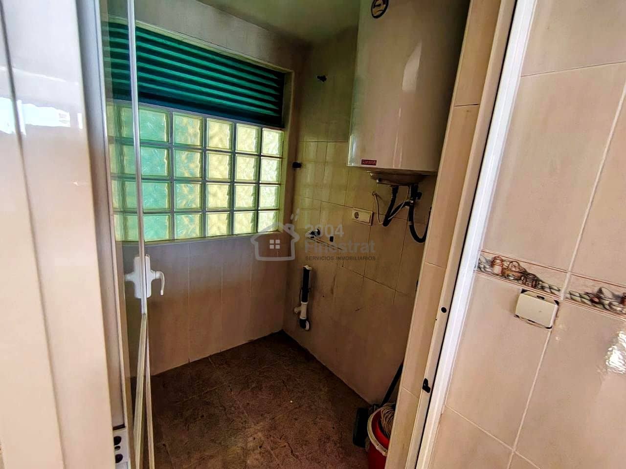 2 bedroom Flat for sale in Benidorm with garage - € 275,000 (Ref: 9626904)