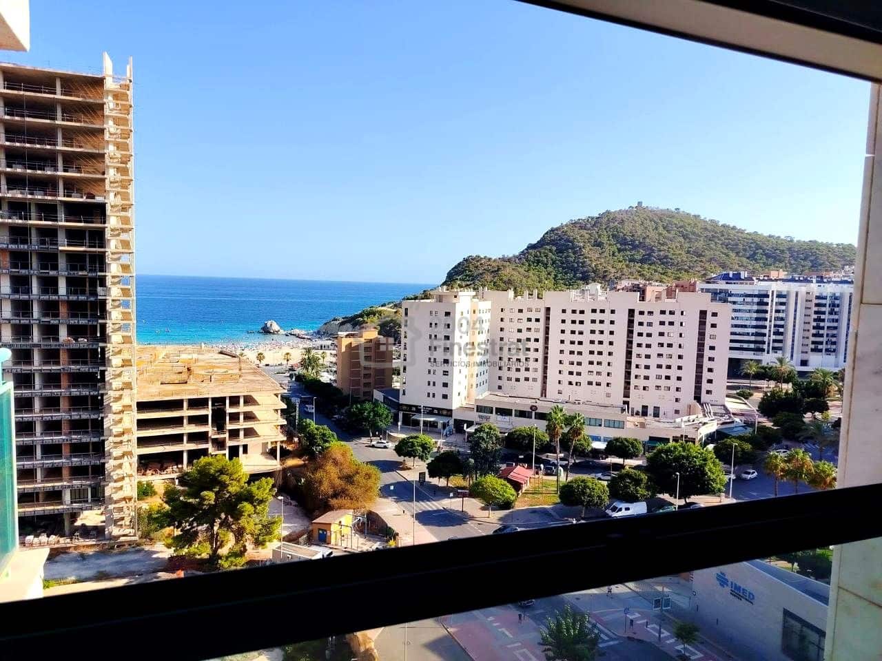2 bedroom Flat for sale in Benidorm with garage - € 275,000 (Ref: 9626904)