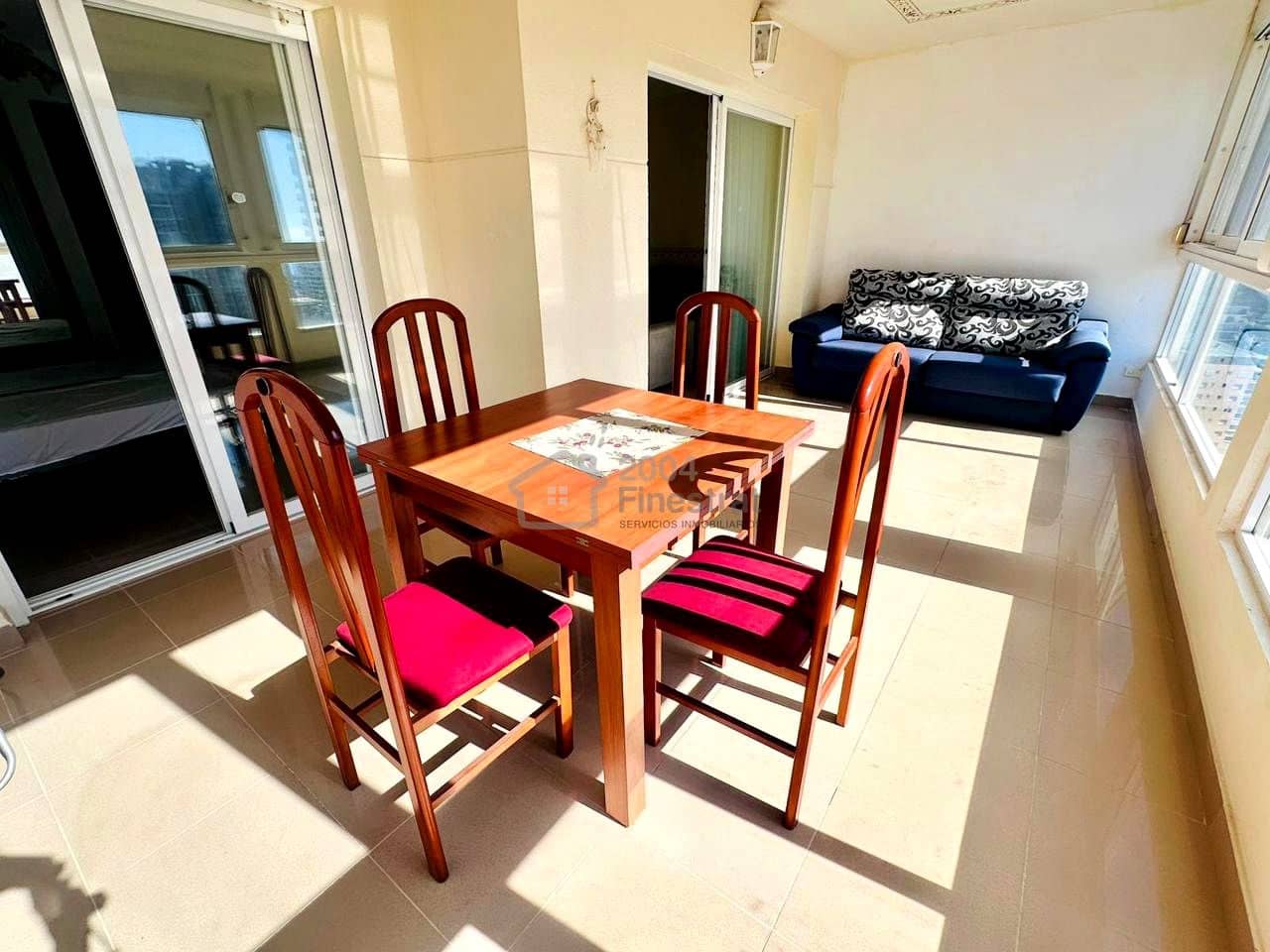 Appartement de 3 chambres à louer à Benidorm avec garage - 1 350 € (Ref: 9632800)